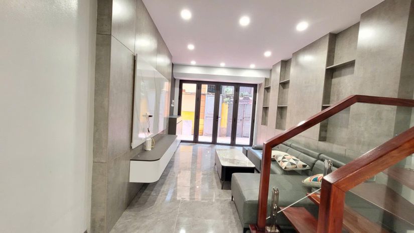 Dân xây hơn 7tỷ___42m2__4 tầng___đàm quang trung__sát chân 6781015