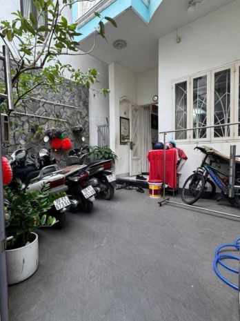 Nhà phú nhuận  hẻm xe hơi  70m²  3 tầng  4pn  chỉ 8 tỷ 6781491