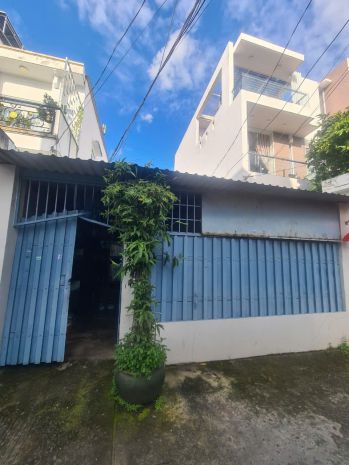 Bán nhà phường 15, quận 8 , 120m2 , ngang 
hơn 5m, nhà cấp 6781998