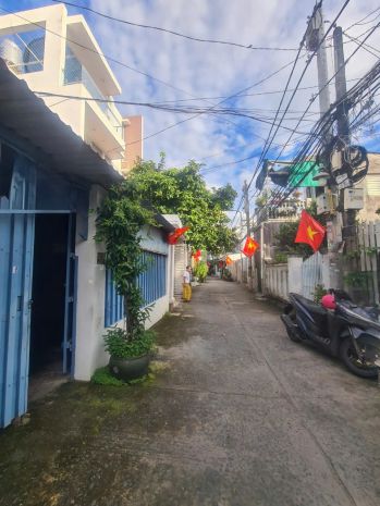 Bán nhà phường 15, quận 8 , 120m2 , ngang 
hơn 5m, nhà cấp 6782001