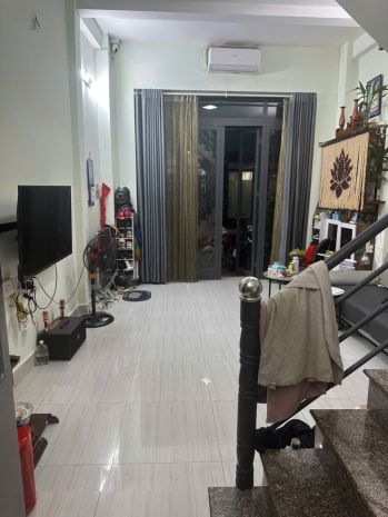 Mặt tiền kinh doanh họ lê gần siêu tiện ích 6782353