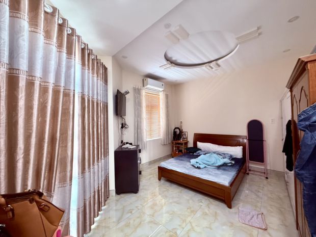 Biệt thự lô góc 2 mặt tiền  vỉa hè rộng  140m²  14.5 tỷ 6782513