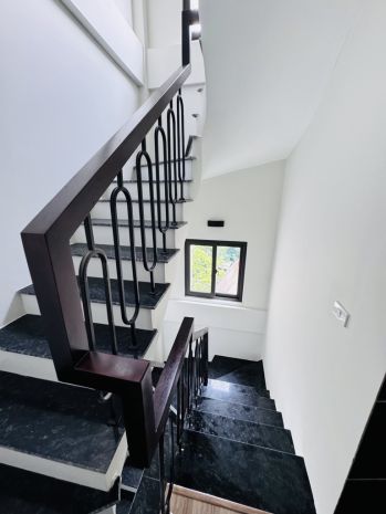 Nhà mới gia quất 6 tầng - gara ô tô thang máy - vừa ở vừa 6782819