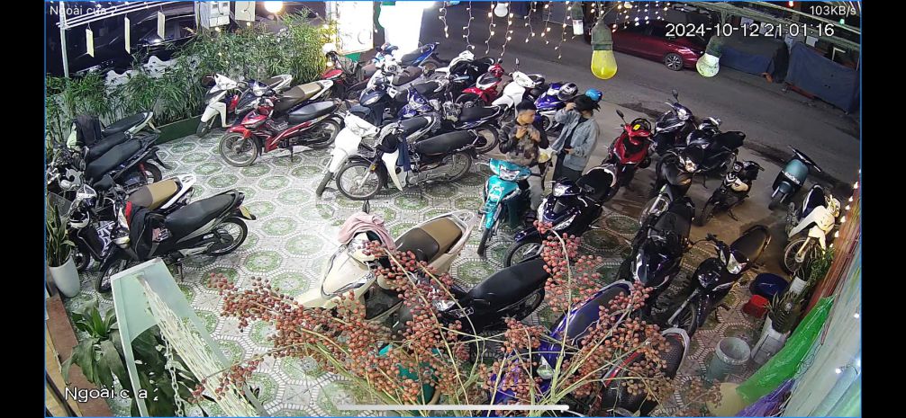 Bán lô đất  180m2 full thổ cư mặt đường ql 17 tt mỏ trạng 6782901