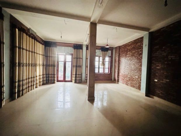 102m² ngọc thuỵ  mt 6.5m  4 tầng  lõi long biên  13.65 6783025