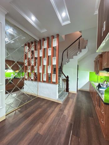 30.8m² ngọc thụy  mt 3.5m  5 tầng  nhà mới 90  full 6783098