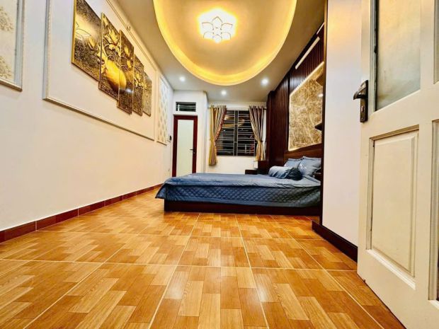 Cho thuê nhà nguyên căn 200 vĩnh hưng, 34m2  - 5 tầng - 3 6783401