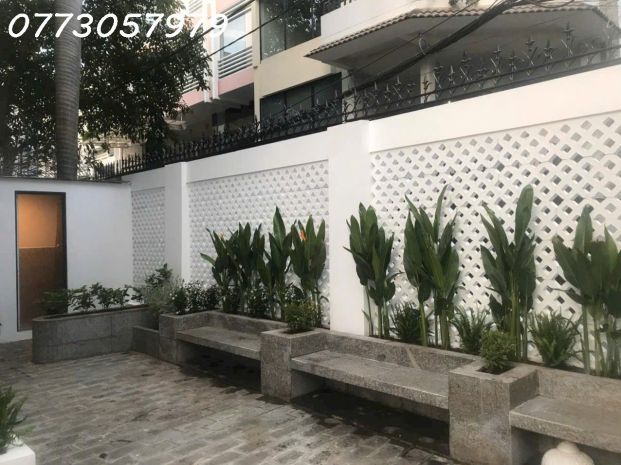 Góc 3 mặt tiền nguyễn cửu vân, p.17, bình thạnh 15x20m, hđt 6783428