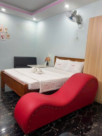 Bán khách sạn giá rẻ 250m2 10x25 5 tầng trung tâm hành 6783647
