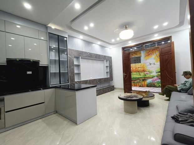 Hiếm!bán nhà đẹp ngọc lâm,dt60m,6 tầng thang máy,ngõ 6783673