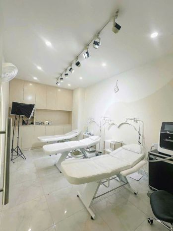 Cho thuê mặt bằng kinh doanh tầng 1 mặt phố thái thịnh, 6783947