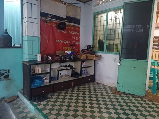 Nhà lô góc 2 mặt kiệt ô tô  cách tiểu la 20m  đất 80m2 6785226