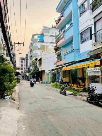 Nhà đẹp  hẻm xe tải  giáp trung tâm  lô góc 2 mặt thoáng 6785642