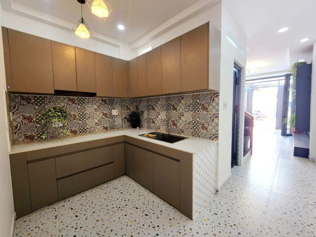 Nhà mới 1 lầu đúc3pn hẻm 8m oto quay đầu trước cửa âu 6787789