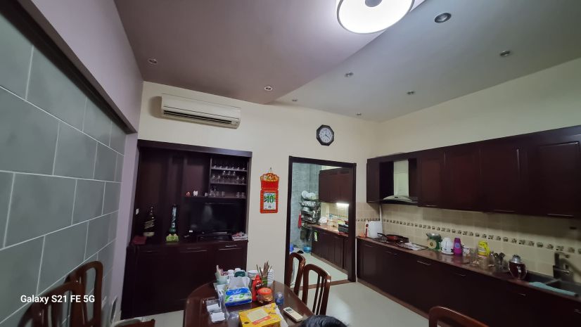 Bán nhà mặt phố thanh xuân, gần ngã tư sở kinh doanh sầm 6787944