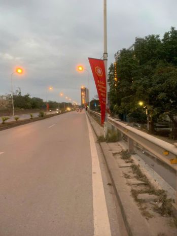 Cần bán gấp,hạ giá 30 tỷ mảnh đất mặt đường siêu rộng hàng 6788263