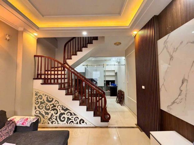 Bán nhà nguyễn khuyến 5 tầng,oto,kinh doanh 6788766