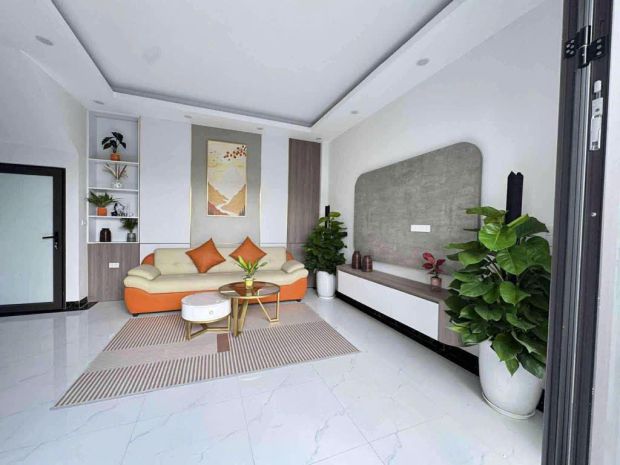 Phúc lợi - hàng xóm vinhomes - 38m chỉ 5.6 tỷ 6789018