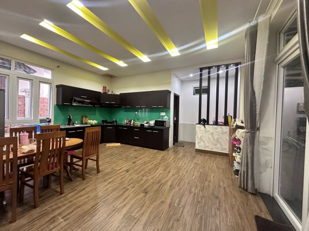 Bán biệt thự langbiang đà lạt - 4pn, sân đậu 3 ô tô 6789111