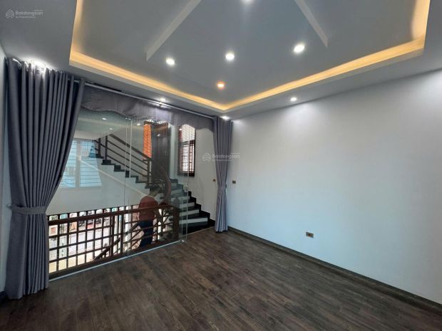 Bán nhà 46m x 4t đức giang, oto tránh, lô góc, full nội 6789247
