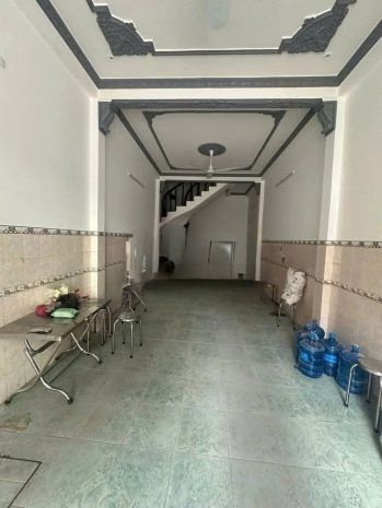 Cho thuê nhà mặt tiền chợ hiệp tân 68m²,3lầu 6789525