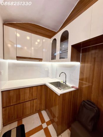 Nhà lô góc gốc đề  7 tầng thang máy  full nội thất  chỉ 6789920
