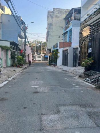 Nhà vuông 2 tầng hxh né 71m2  nguyễn văn yến tân phú 1s 6791295