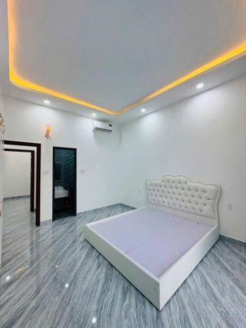 Cần bán căn nhà 1 trệt 1 lầu nằm cách chợ tân hiệp, tân uyên 6791546