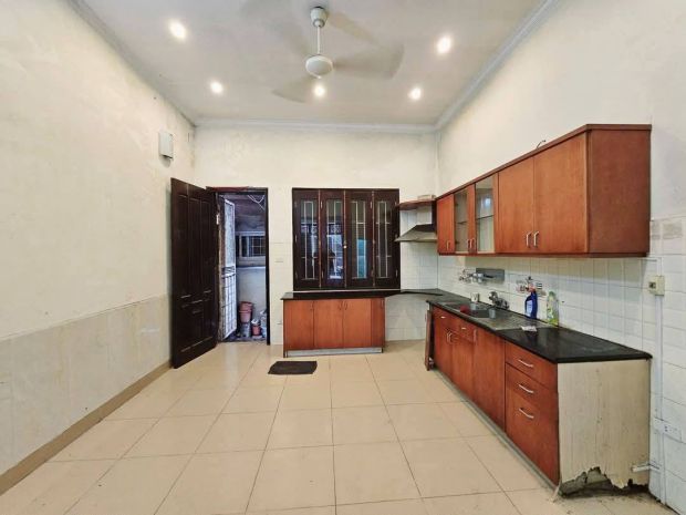 Bán nhà nguyễn chí thanh đống đa phân lô ô tô tránh kinh 6791579