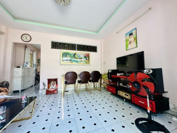 Bán nhà hẻm xe tải quận 8  ngang 6.3m, diện tích 173m2 - 6791597