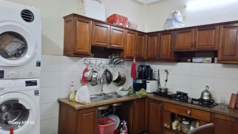 Nhà 5 tầng mặt tiền đường phạm hùng p5q8 . giá: 11.8 tỷ tl 6791954