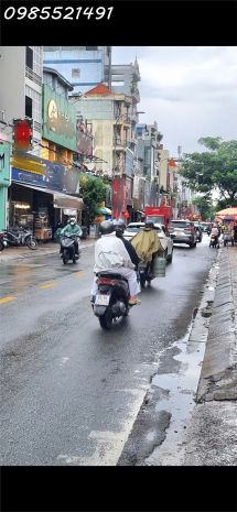 Nhà mặt tiền kd khu vip hoàng hoa thám, k300  giáp sân bay 6792104