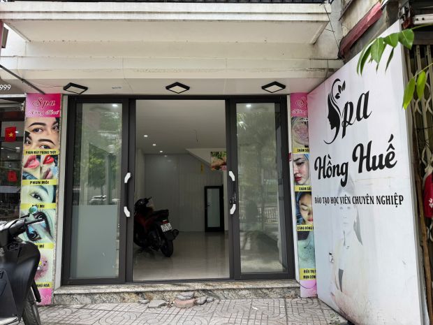 Chính chủ cho thuê tầng 1 hoàng mai mặt đường bờ sông sét 6793199