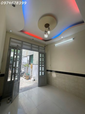 Nhà nhỏ đẹp - giá xinh xinh- hẻm xe hơi - gần chợ - 6793695