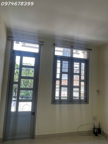 Nhà nhỏ đẹp - giá xinh xinh- hẻm xe hơi - gần chợ - 6793696