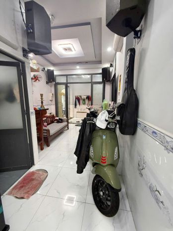 Nhà 2 tầng đường ba đình gần cầu nguyễn tri phương p9 q8 6794089