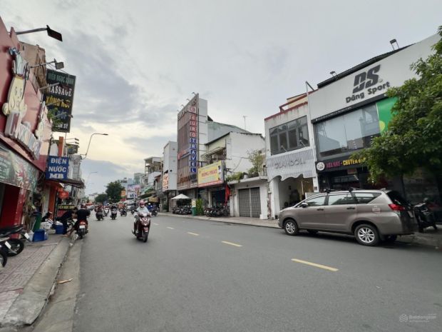 Cho thuê mặt phố lê văn sỹ, 120 triệu, 300m2, 3pn, 3wc, giá 6794259