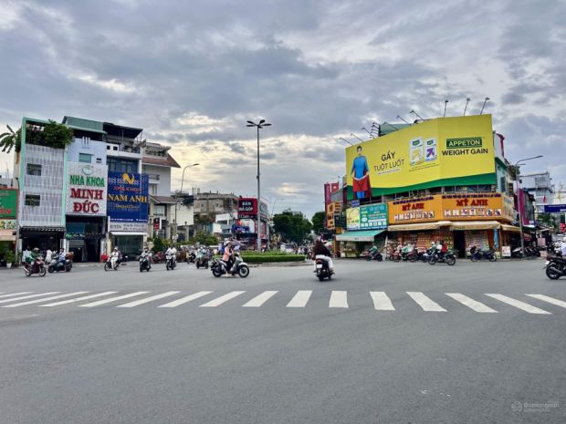 Cho thuê mặt phố lê văn sỹ, 120 triệu, 300m2, 3pn, 3wc, giá 6794260