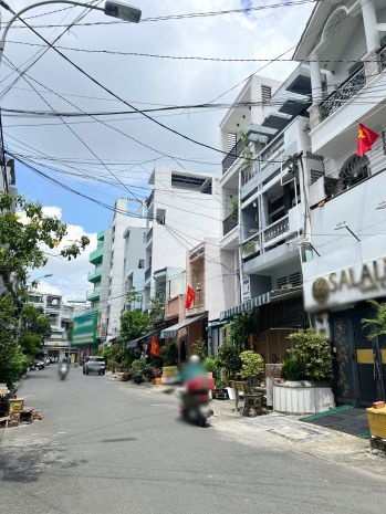 Nhà cấp 4 hẻm vip 181 đường âu dương lân p2q8 . giá: 9.2 tỷ 6794488