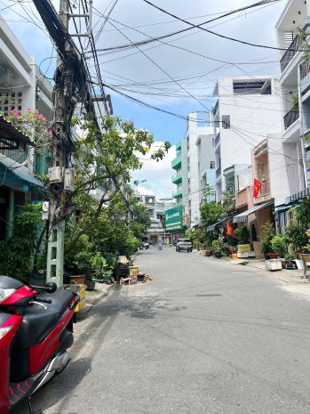 Nhà cấp 4 hẻm vip 181 đường âu dương lân p2q8 . giá: 9.2 tỷ 6794489