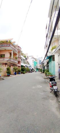 Bán nhà cấp 4 hẻm xe tải 181 âu dương lân p2 q8 6794827