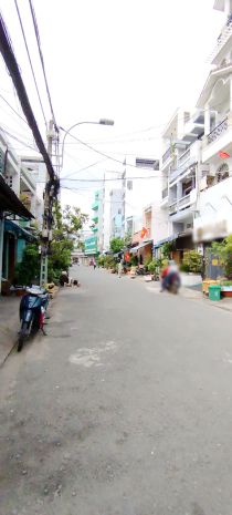 Bán nhà cấp 4 hẻm xe tải 181 âu dương lân p2 q8 6794828