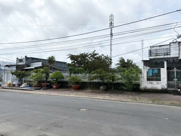 Cho thuê đất mặt tiền trung tâm thành phố cà mau 6795065