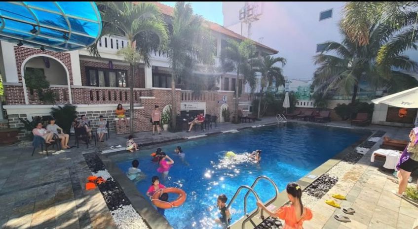 Bán khách sạn 4 sao  52 phòng  diện tích khủng 1.893m² 6795199