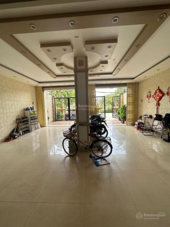 Bán nhà mặt tiền 4 tầng 8x20m, đường rộng 28m - giáp aeon 6795541