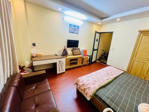 Cho thuê nhà nguyên căn ngõ 86 đông thiên, 38m2 x 5 tầng, 3 6795794