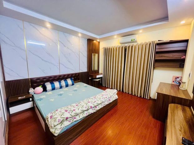 Cho thuê nhà nguyên căn ngõ 86 đông thiên, 38m2 x 5 tầng, 3 6795795