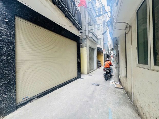 Chính chủ bán nhà xuân đỉnh_ oto vào nhà-60 m 6 tầng,lô 6796318