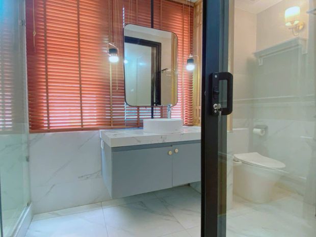 Siêu hiêm-ngo 36 đao tân 65m 5t thang may, mt 4m 20 6796887