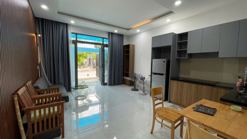 Cơ hội hiếm: nhà 2 tầng 2 mặt tiền gần biển phạm văn đồng 6796994